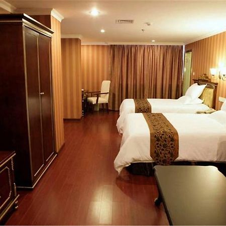 Greentree Inn Guangdong Guangzhou Jichang Road Express Hotel Екстериор снимка