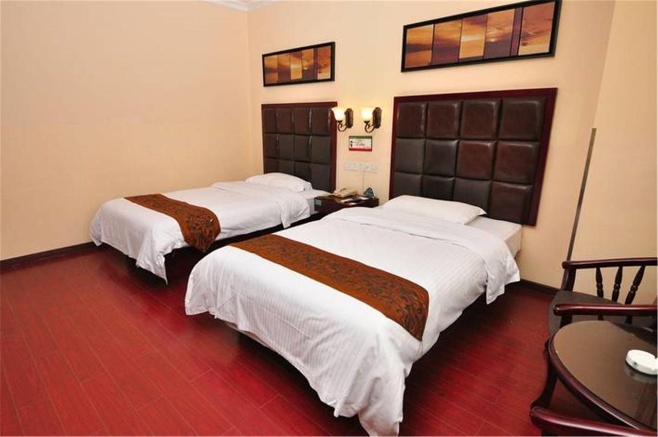 Greentree Inn Guangdong Guangzhou Jichang Road Express Hotel Екстериор снимка